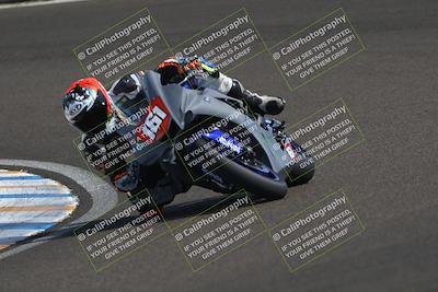 media/Oct-12-2025-CRA (Sun) [[e621380112]]/Races/Race 8/